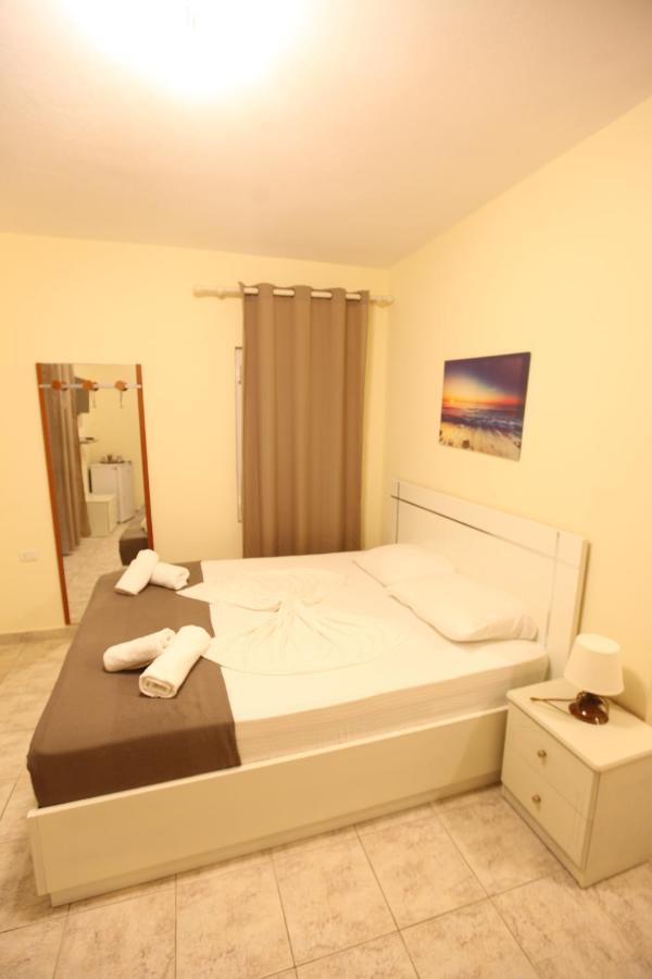Hotel Prishtina ซารานเดอ ภายนอก รูปภาพ
