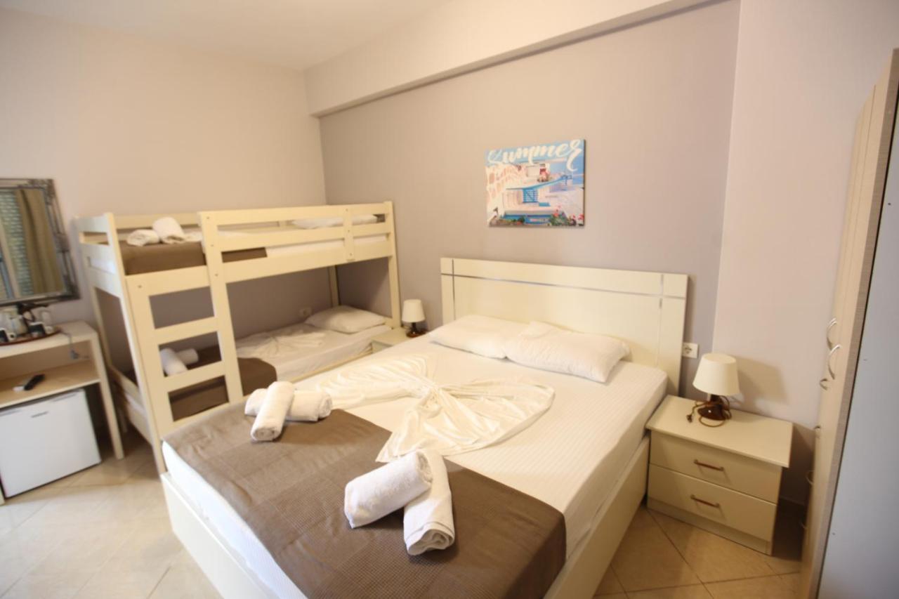 Hotel Prishtina ซารานเดอ ภายนอก รูปภาพ
