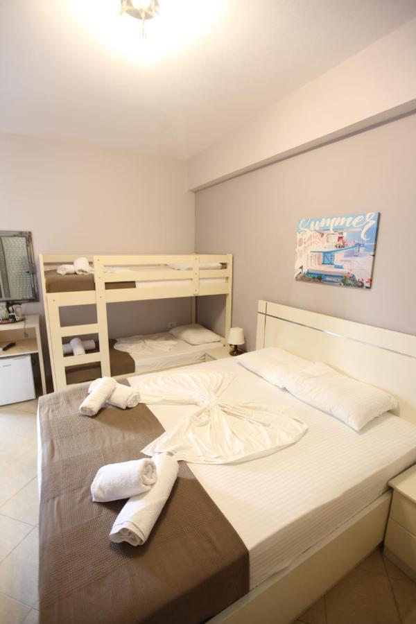Hotel Prishtina ซารานเดอ ภายนอก รูปภาพ