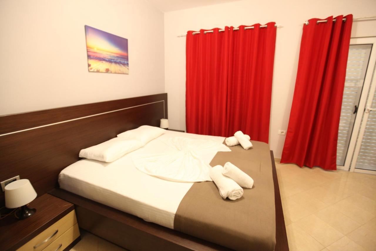 Hotel Prishtina ซารานเดอ ภายนอก รูปภาพ