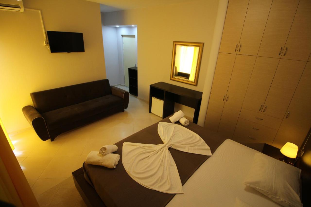 Hotel Prishtina ซารานเดอ ภายนอก รูปภาพ